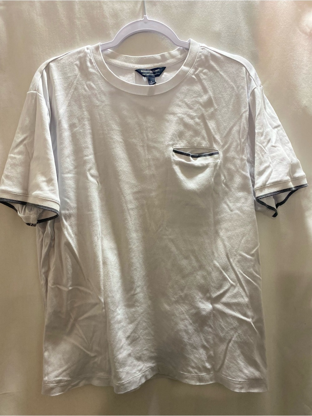 Banana Republic Luxe Touch Performance Men's Crew Neck Pocket Tee White Large